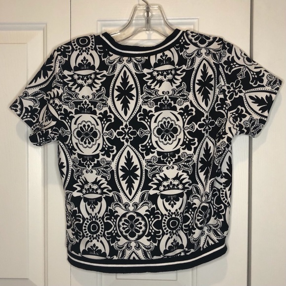 Black&White Print Top - Picture 2 of 2